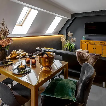 アパート Royal *